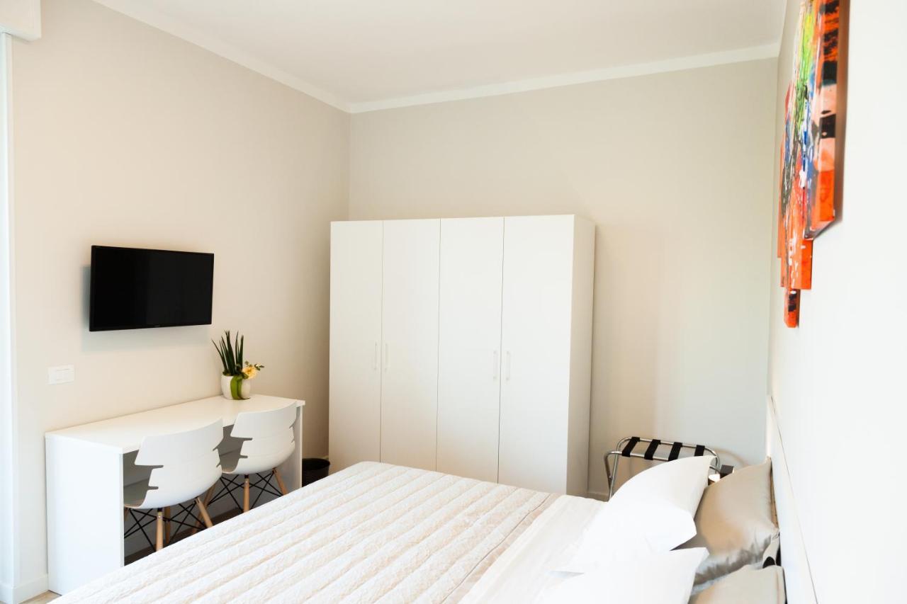 A Santa Rosa B&B レッチェ エクステリア 写真